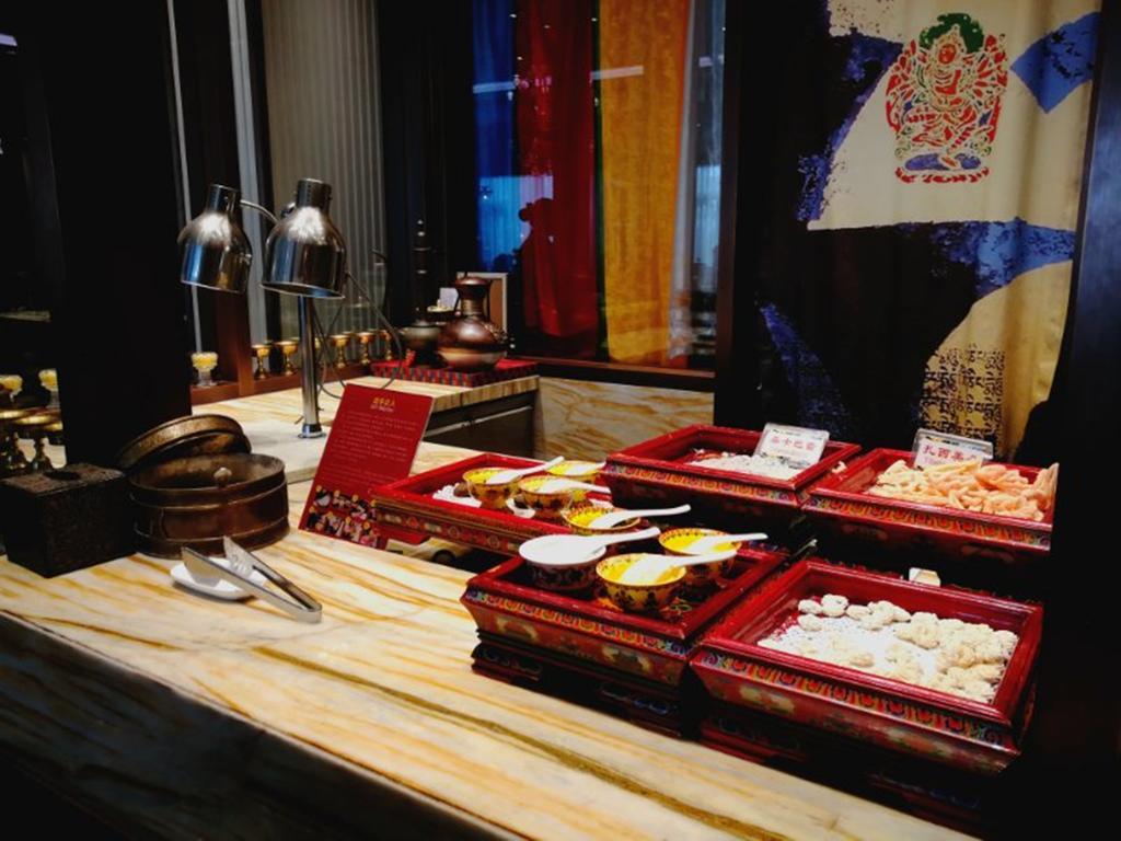 チョンドゥ チベット ホテル 成都 エクステリア 写真